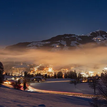 Hornblick Apartment *