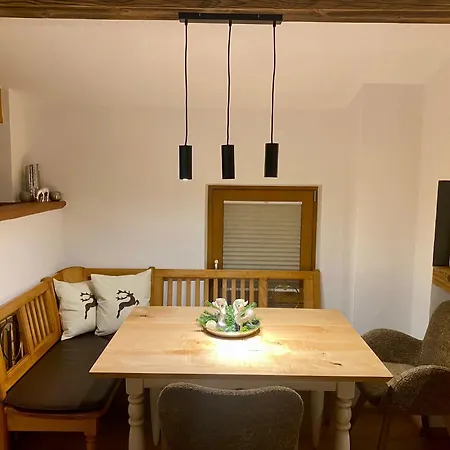 Hornblick Apartment *